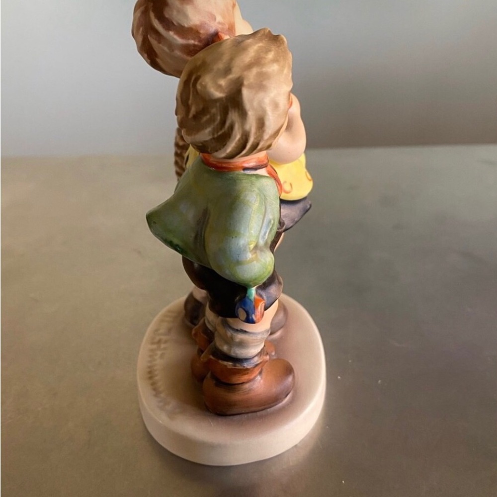 Vintage Hummel Boy & Girl with Basket to Market - Picture 3 of 10